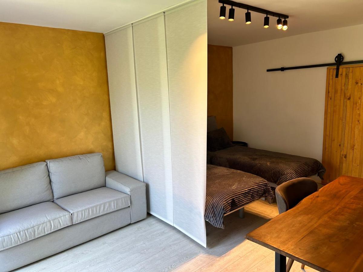 Apartment Gal โนโวเมสโต ภายนอก รูปภาพ